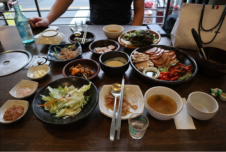  [부산맛집/동래술집] "동래옹기보쌈" 족발과 보쌈 & 진로소주 존맛탱!~