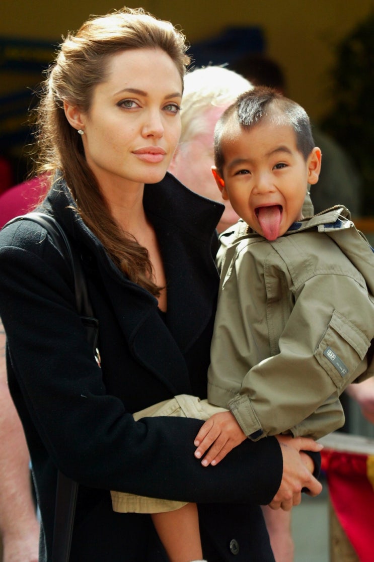 안젤리나 졸리 장남 매덕스, 연세대 입학한다. 왜 연세대에 입학했나?(Angelina Jolie's Son/Maddox Will Attend Yonsei Univ in Korea)