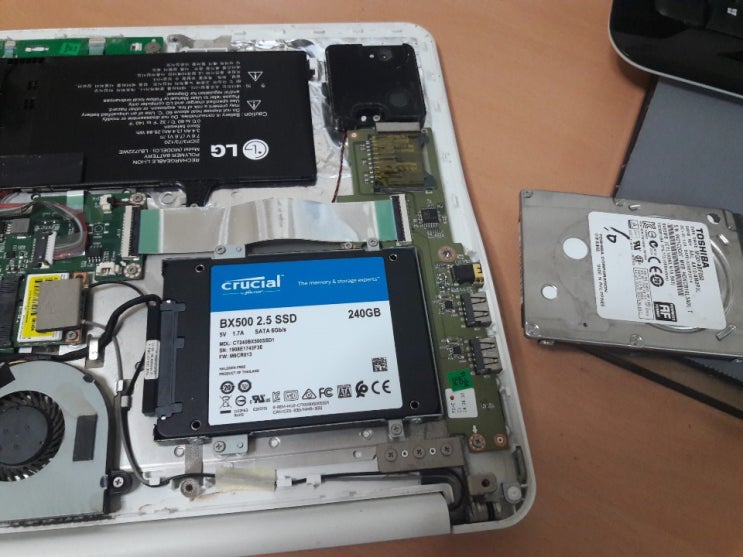  LGU340-LX2FK 분해 SSD 교체