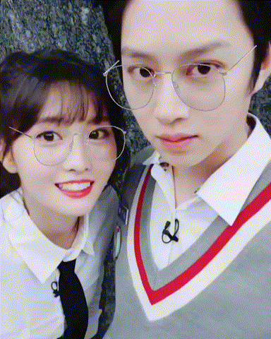 김희철, 트와이스 모모 2년간 만나! 김희철, 트와이스 모모 2년간 만나!