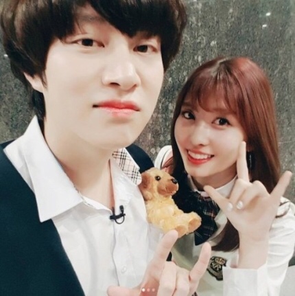  김희철 모모 열애설