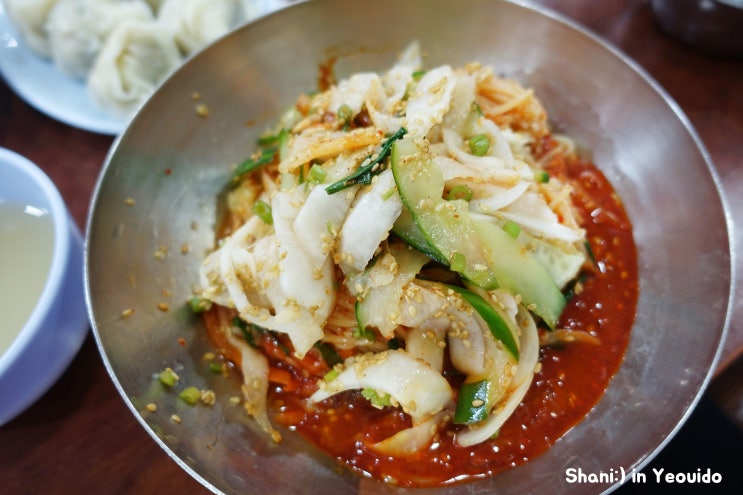  [여의도 맛집] 영자로드 / 유키즈온더블럭 콩냉국수, 비빔국수 맛집 " 진주집 "