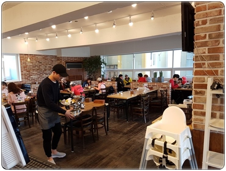  광안리밀면맛집 만빙고제면소에서 시원한 밀면 한사발 어떠세요?