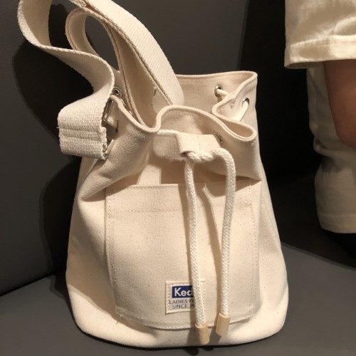  되돌아오다