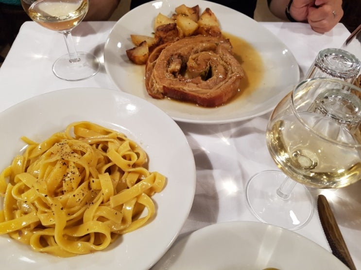  로마 식당_Taverna Romana cacio de pepe