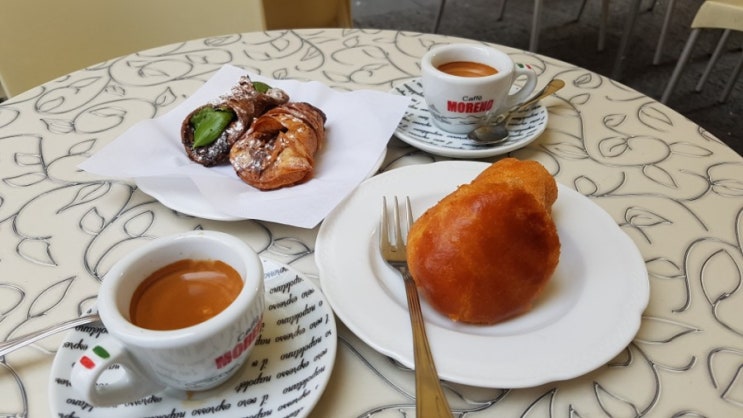  나폴리 빵집_pasticceria carraturo