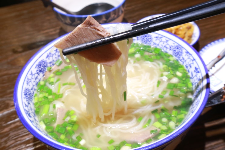  선릉역 맛집 샤오바오 우육면 넘나리 jmt