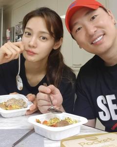 안현모라이머 "화보 촬영" 너무 예뻐 안현모라이머 "화보 촬영" 너무 예뻐