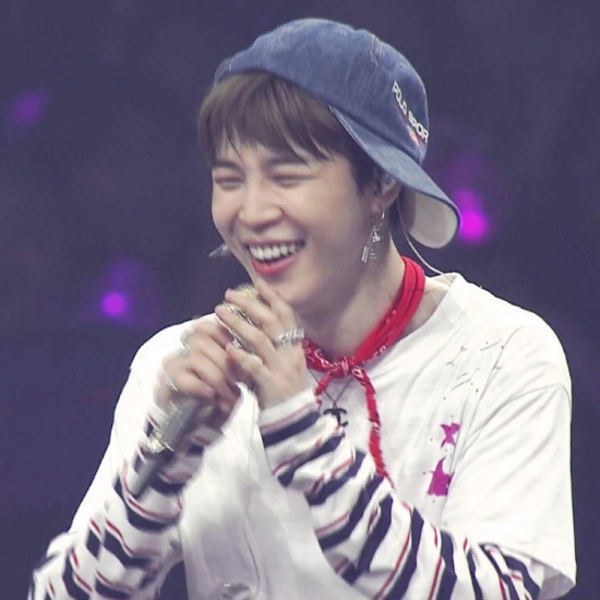  방탄소년단 지민, 눈물이 날 때까지 웃어야 하는 '리액션'