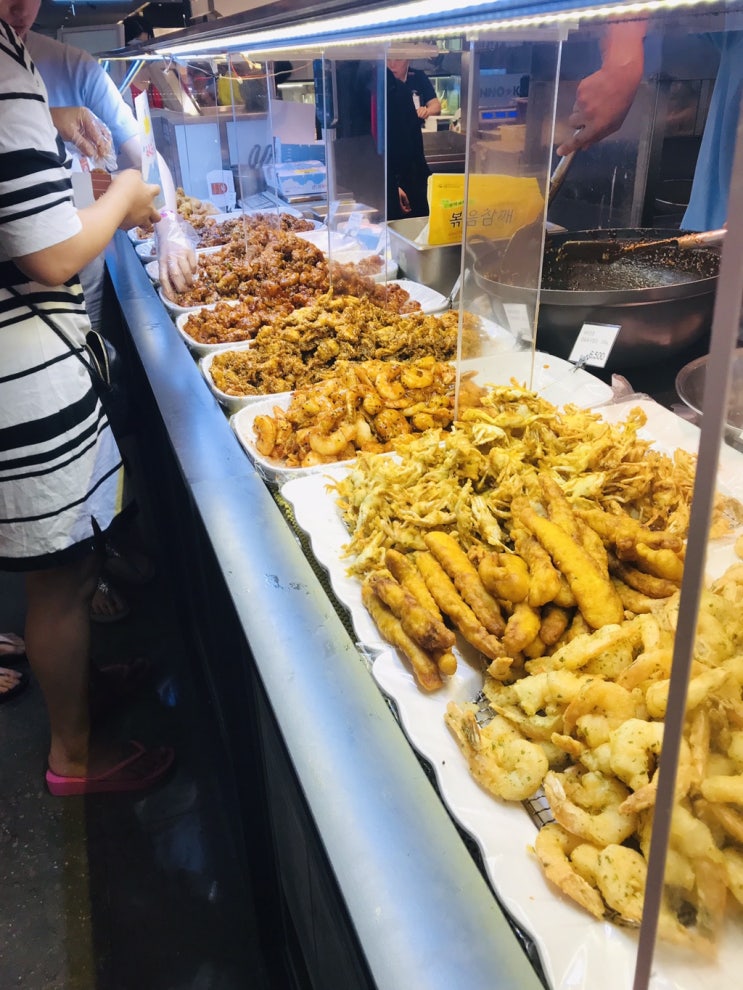  [맛집탐방] 코엑스 현대백화점 오두방정닭강정 쩌는 게튀김