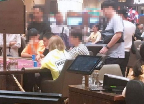  철구, 군 복무 기간중 필리핀 불법 원정 도박?