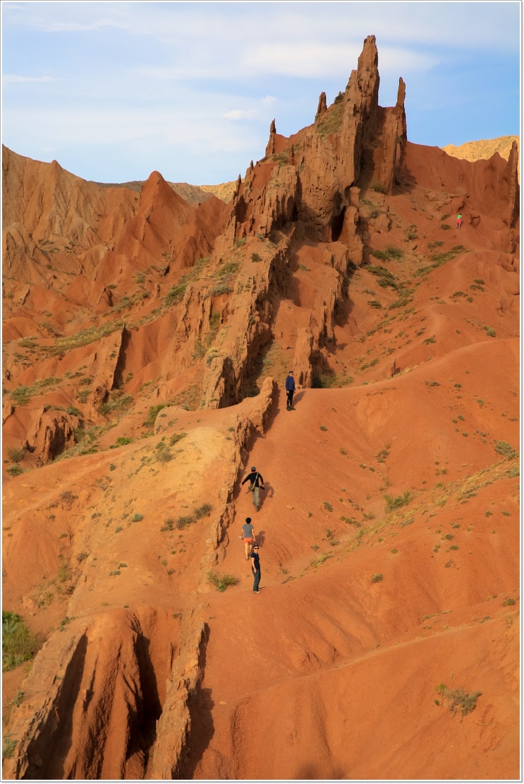  [키르기스스탄 천산산맥]Day 1...부라나타워(Burana tower), 이식쿨(Issyk-Kul), 스카스카협곡(Skazka Canyon)