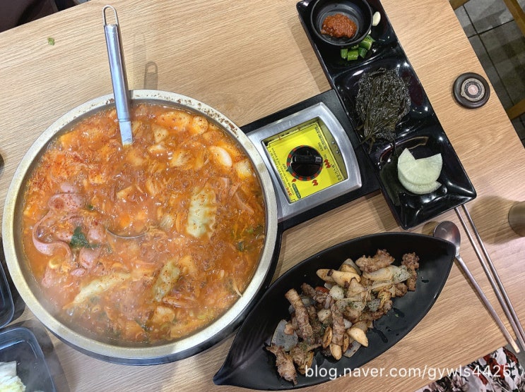  [부천/송내역] 존슨부대찌개 /계란밥/고기한접시(꽃목살,꽃삼겹) 맛있게 먹은 후기