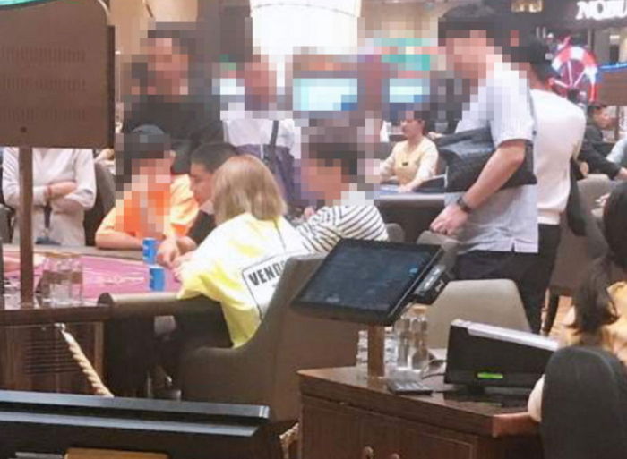  (충격) 아프리카티비 BJ철구 "필리핀 (마닐라시티오프드림) 카지노에서 바카라 중" 한 필리핀 누리꾼이 올린 '군인' BJ철구 근황 목격!!