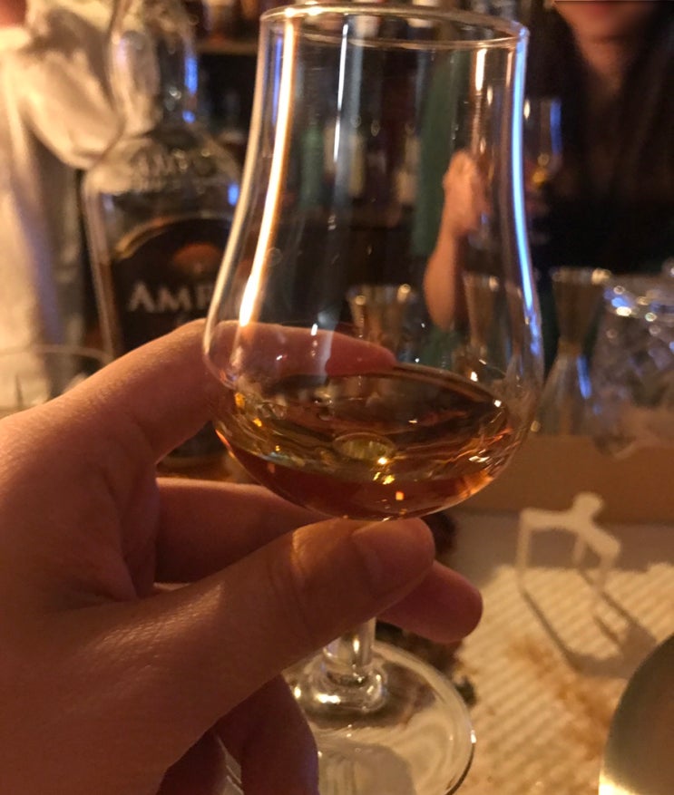  이태원 우사단길 싱글몰트 위스키바 썰스티썰스데이(Thirsty Thursday)