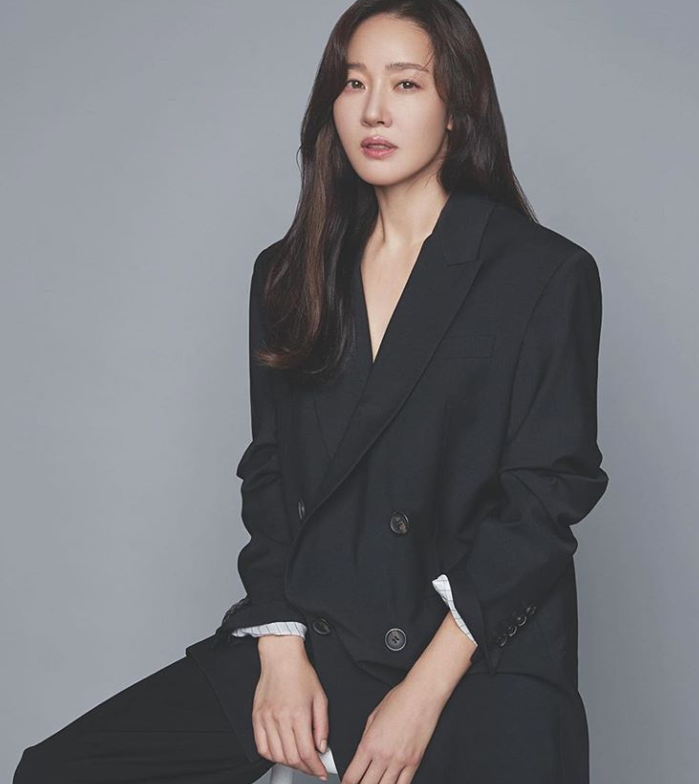 방법 엄지원 tvN 드라마에서 기자로 변신하게된 여배우