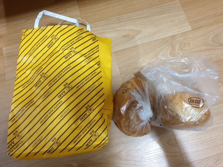 [빵] 군산 이성당의 단팥빵과 야채빵