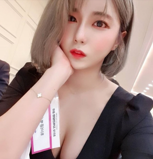  상근예비역 "철구" 어떡해 해외 간거야??