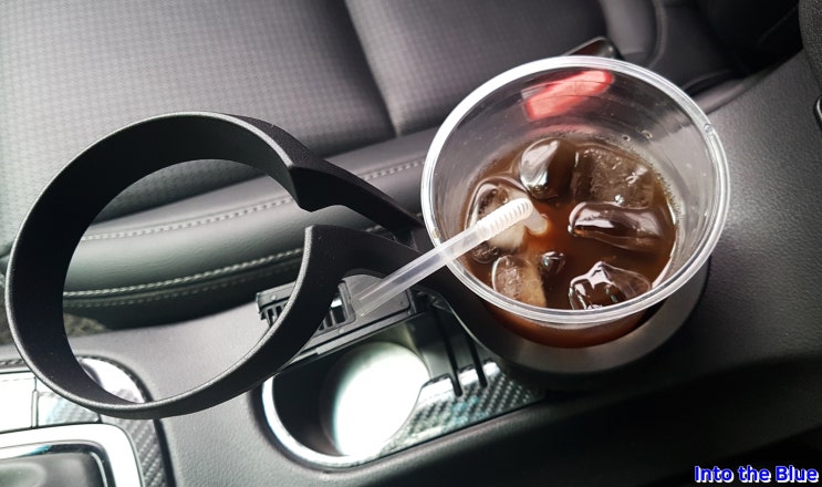 훠링 보온보냉컵 2단컵홀더로 차량안에서 언제나 시원한 커피를 마셔보아요