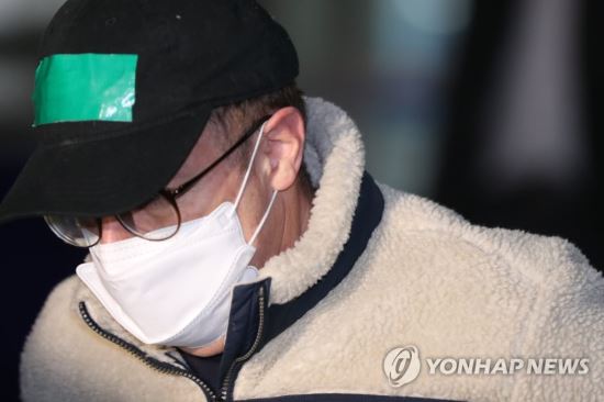  '마약 투약' 할리, 징역형 집행유예 구형...'아들 존경 잃어' 눈물