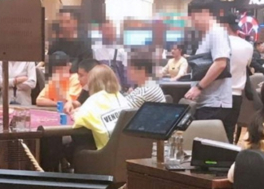  군 복무 중 BJ 철구, BJ 서윤과 필리핀 원정도박 의혹