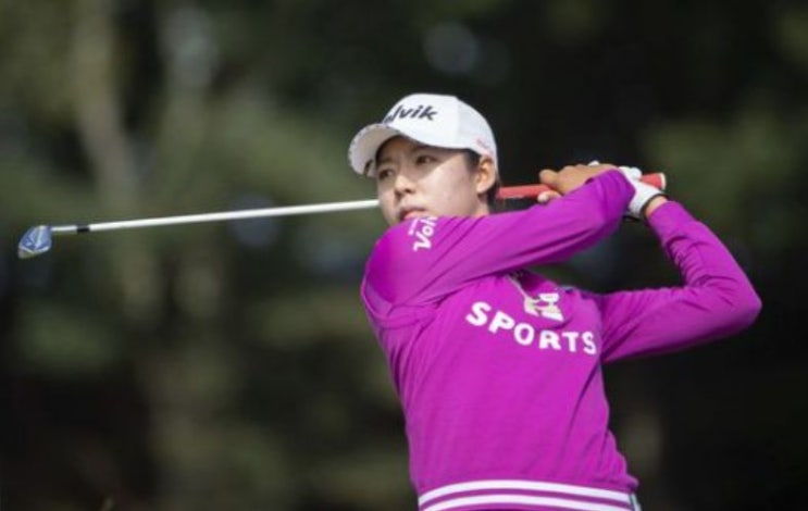 LPGA 女子ゴルフ、李美香（韓国）がトップ 上原彩子は18位   LPGA 여자골프, 이미향(한국)이 선두   우에하라 아야코는 18위