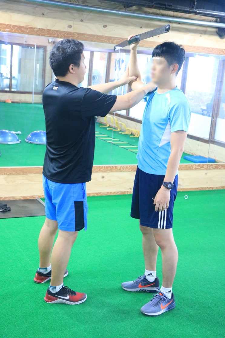  [부산어깨스포츠재활] 일반 송O재 회원님 트레이닝 [BST트레이닝센터, 어깨기초재활,근력,보강,재활PT]
