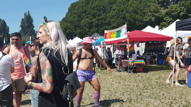  캐나다한달살기 밴쿠버 일기 14탄::  당신이 여름에 밴쿠버를 가야하는 이유 게이 퍼레이드 Pride Parade Vancouver 2019