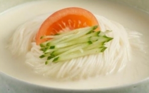  여름철 시원한 콩국수 만들기