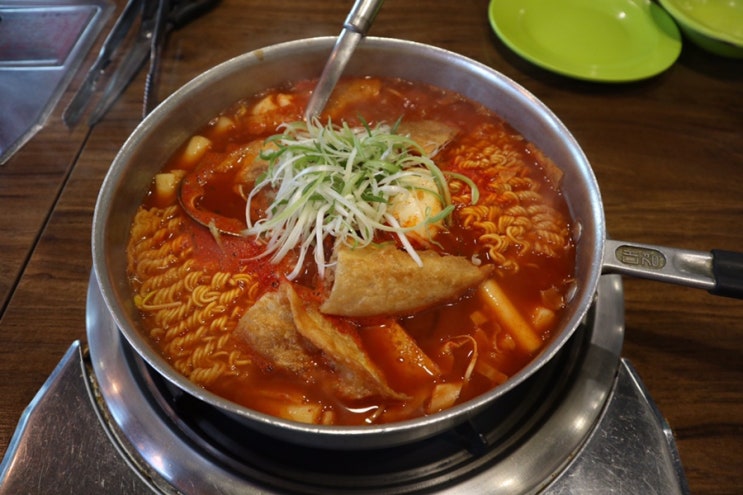  [굽은다리역맛집] 일방통행 국물즉석떡볶이 & 화덕피자: 질리지않는 즉석떡볶이 추천