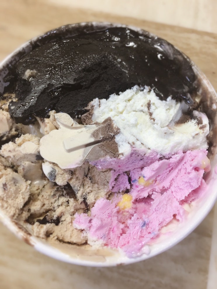  [배스킨라빈스31] 8월 이달의 맛 심슨에 반하나 후기!