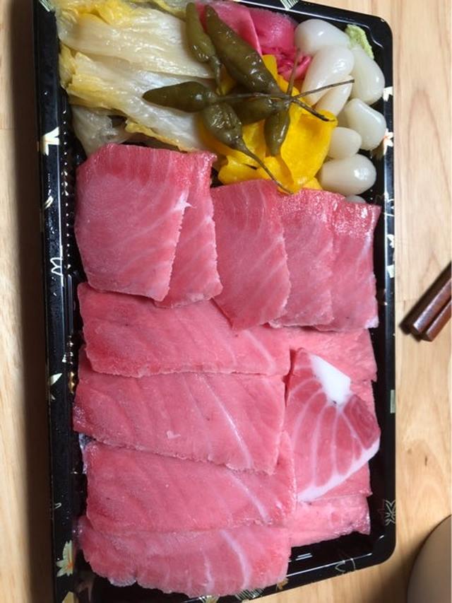  어제첫주문하고 너무맘에들어 오늘또 시킵니다ㅎㅎ 서비스 회무침까지주신터라