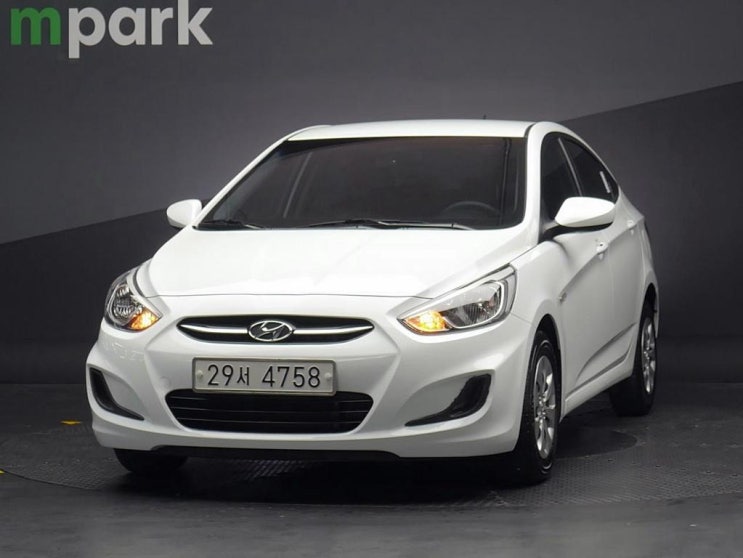  현대 엑센트신형 1.6VGT 스마트 / 2016년식 / 108,000km / 오토 / 디젤 / 828297570