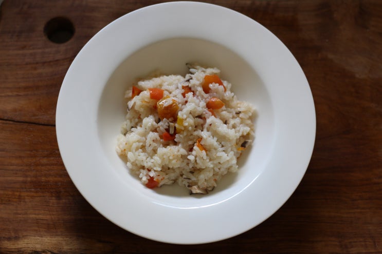 말복밥상    토마토버섯밥 + 들기름두부부침
