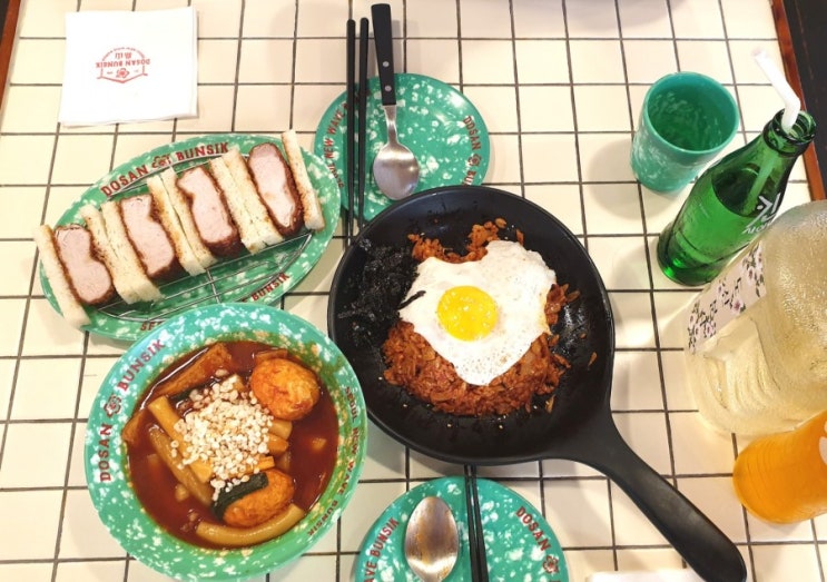 신사역 가로수길 떡볶이 맛집 도산분식 신사역 가로수길 떡볶이 맛집 도산분식