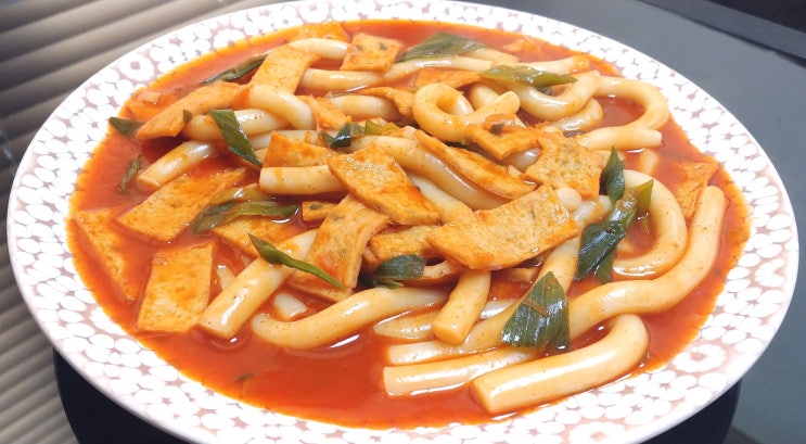  국물떡볶이가 생각날 땐~ 풀무원 말랑말랑 밀누들떡볶이!