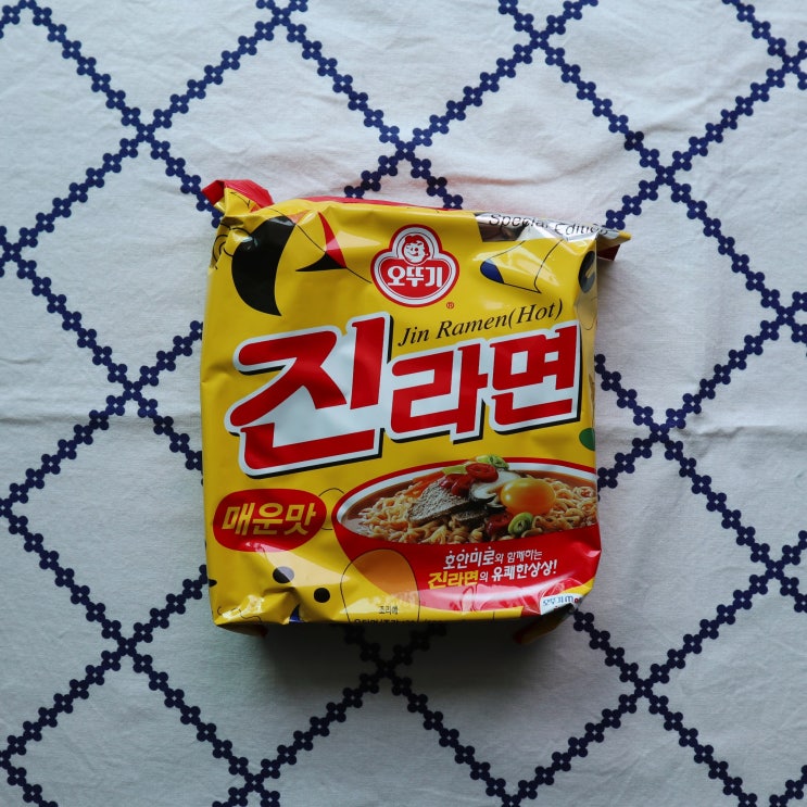  오뚜기 진라면 매운맛 | '라면'하면 생각나는 원로격 제품