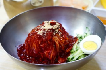 "생활의달인 은둔식달"  부산  비빔밀면 달인이 운영하는 [소문난가야맛집]