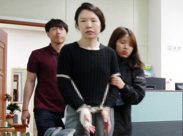  '전남편 살해' 고유정, 정식재판 시작…재판 첫 출석