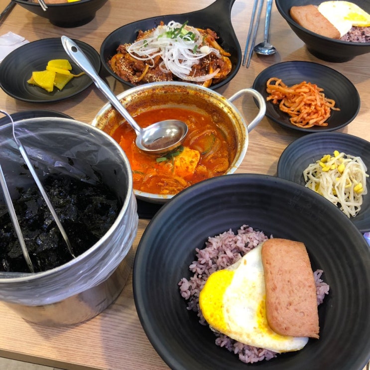  퇴계로/동대문역사문화공원역 점심맛집 밥장인 돼지찌개