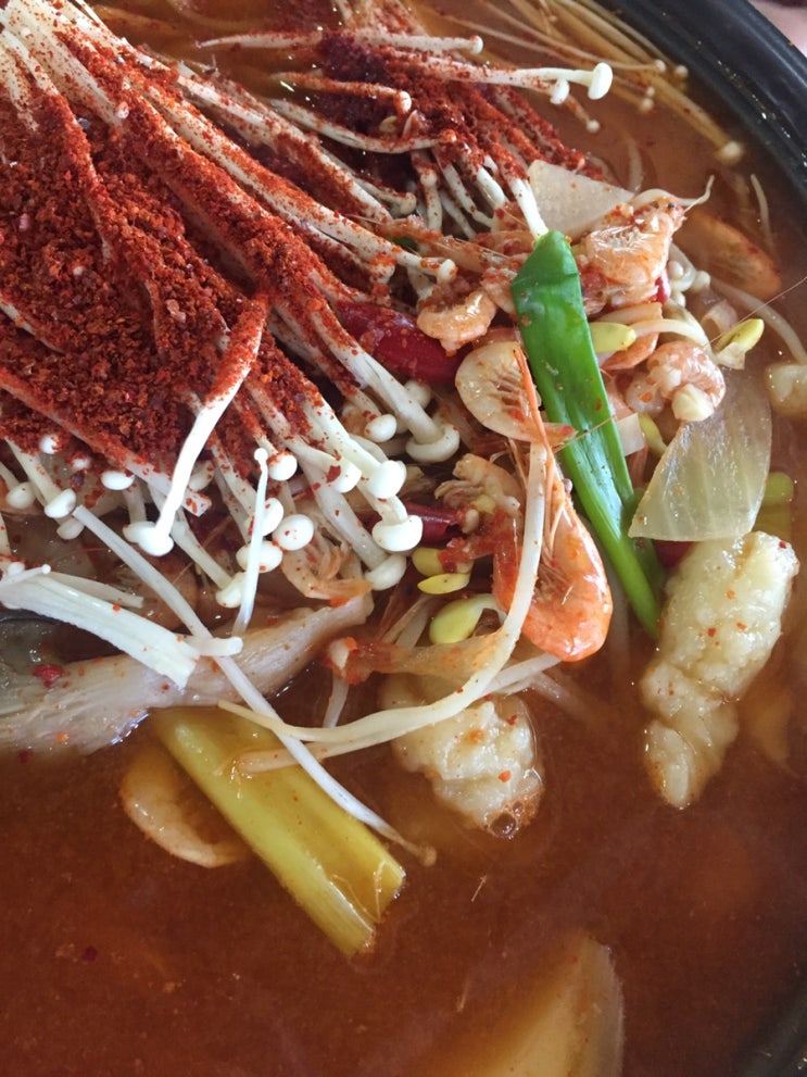  아산맛집 산마루ㅡ비 오는 날 최고! 자꾸 생각나는 얼큰칼칼한 매운탕