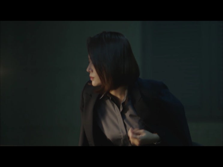  회색 와이셔츠