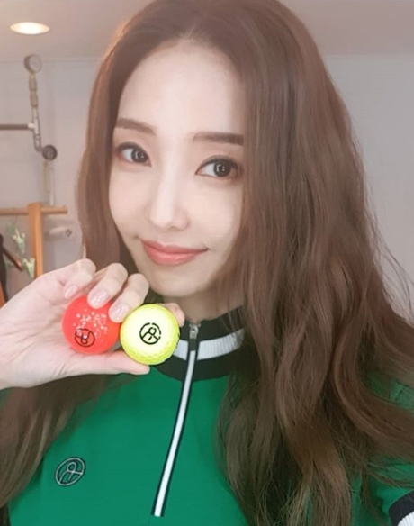   한채영 "고등학교 졸업 후 韓 방문, 전유성 만나 데뷔"