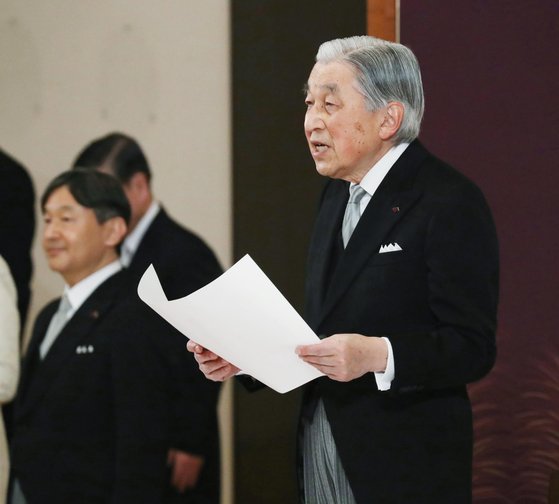  45년째 ‘일왕 참배’ 없는 야스쿠니신사…이례적 요청 거절당해