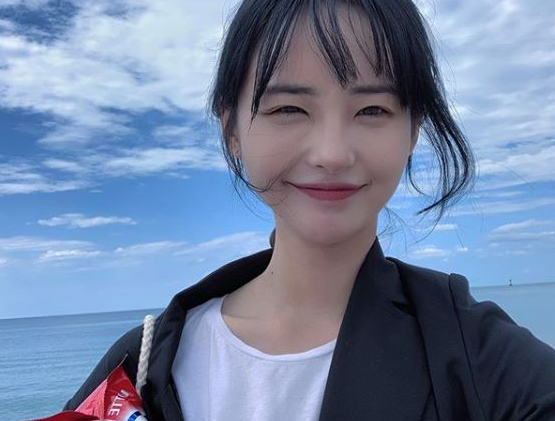  솜혜인이 동성연얘 그러니까 커밍아웃을 밝혔는데요.