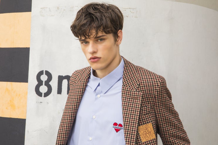  비욘드클로젯 19FW 노맨틱라인 룩북_어라운드더코너