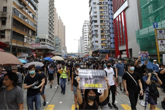 홍콩의 ‘범죄인 인도법안’(송환법) 사태 '점입가경'…트럼프 "中, 홍콩 쪽으로 軍 이동"