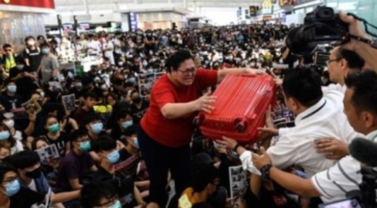 홍콩시위이유 홍콩 범죄인 인도법안(홍콩 송환법)에 대해 시위