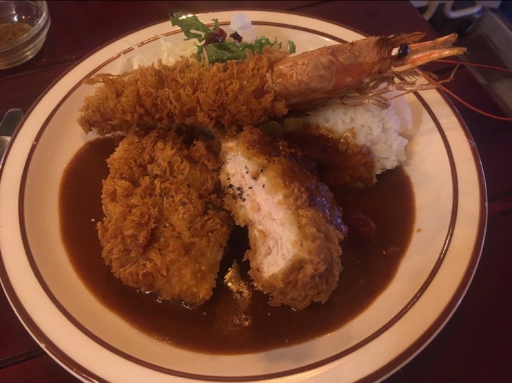  남천동 두껍고 맛있는 돈까스! [ 거북이 금고 ]