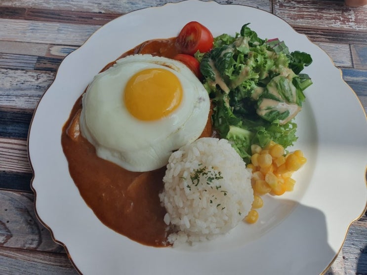  경주맛집,황리단길맛집 소향 함박스테이크 추천해요^^